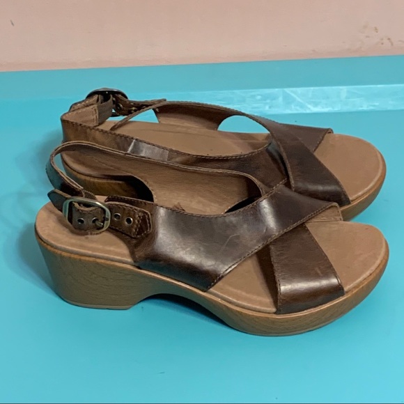 Brown and Tan Dansko sandals size 38 - Picture 1 of 4